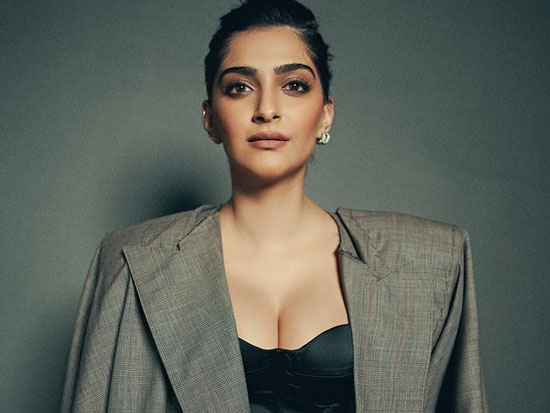 Sizzling Looks Of Sonam Kapoor